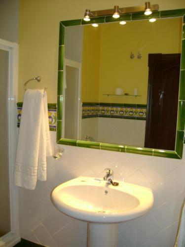 Santa Cruz Otel Los Palacios Y Villafranca Dış mekan fotoğraf